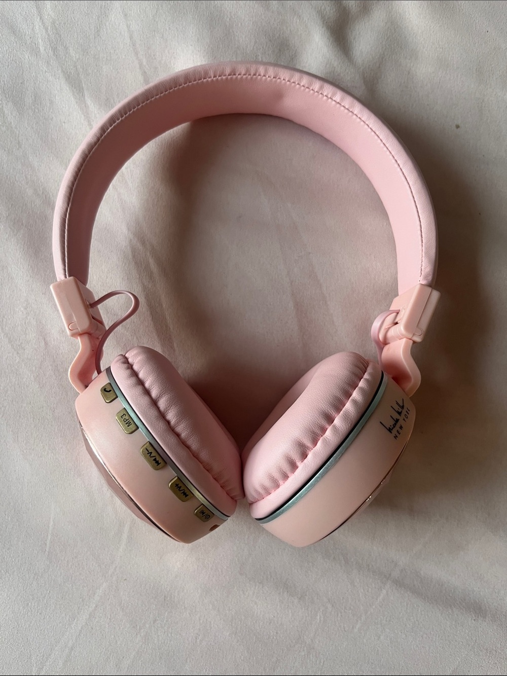 Nicole Miller Pink Over-Ear Bluetooth wirelesss Headphones with Controls